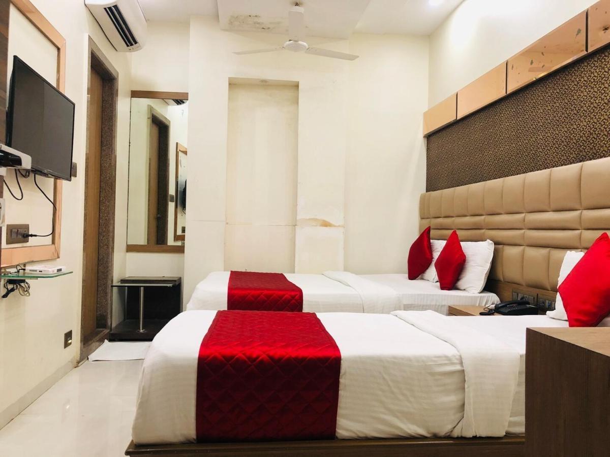 Hotel Guestinn Residency Mumbai Exterior photo