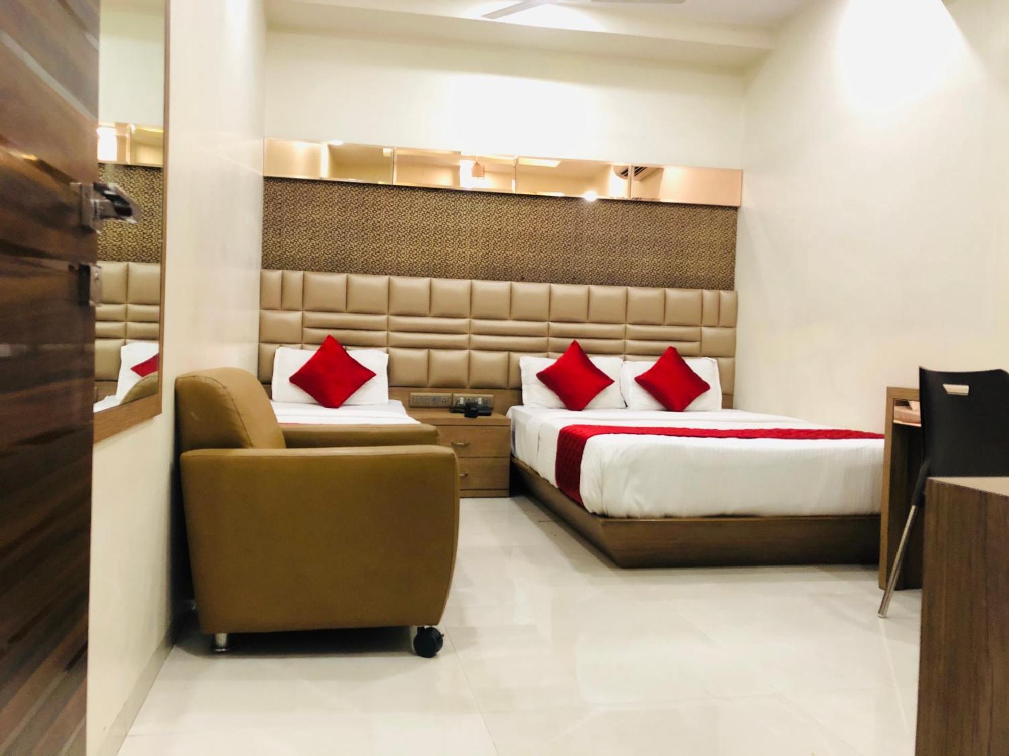 Hotel Guestinn Residency Mumbai Exterior photo