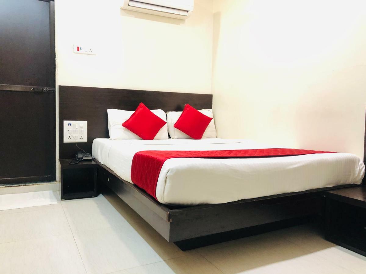 Hotel Guestinn Residency Mumbai Exterior photo
