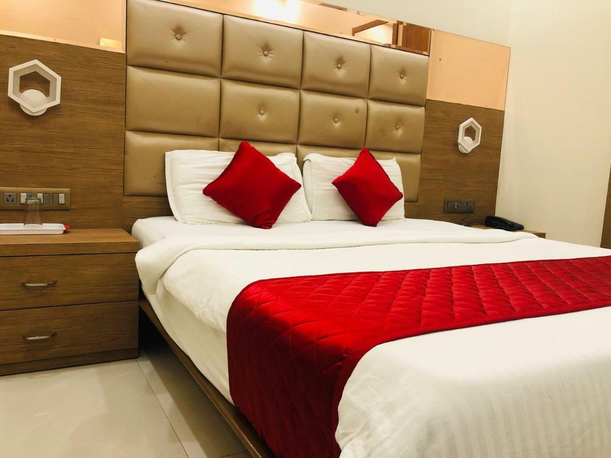 Hotel Guestinn Residency Mumbai Exterior photo